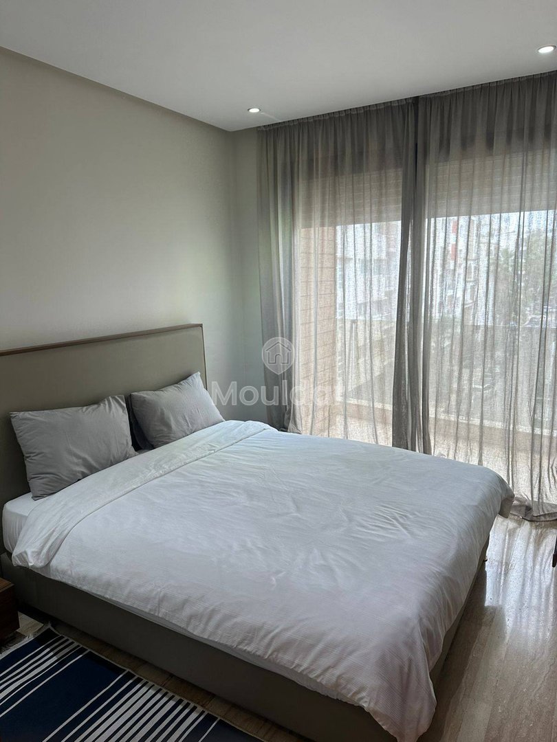 Abdou Chakir
Kiralık Daire Casablanca: Konfor ve Kentsel Modernite - Photo 3