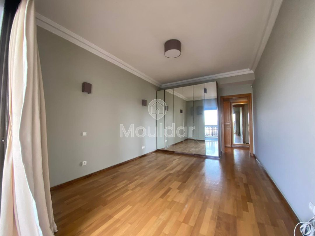 Υπέροχο διαμέρισμα προς ενοικίαση στη Μαδρίτη – 230 m² άνεση - Photo 3