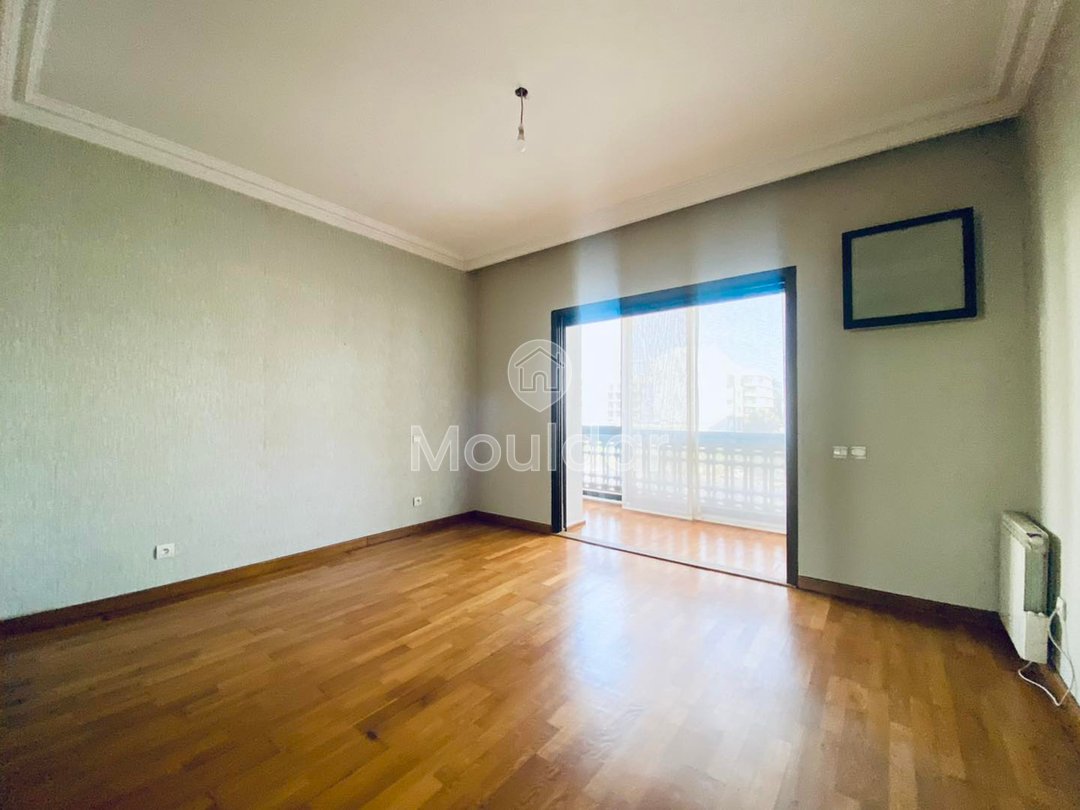 Υπέροχο διαμέρισμα προς ενοικίαση στη Μαδρίτη – 230 m² άνεση - Photo 1