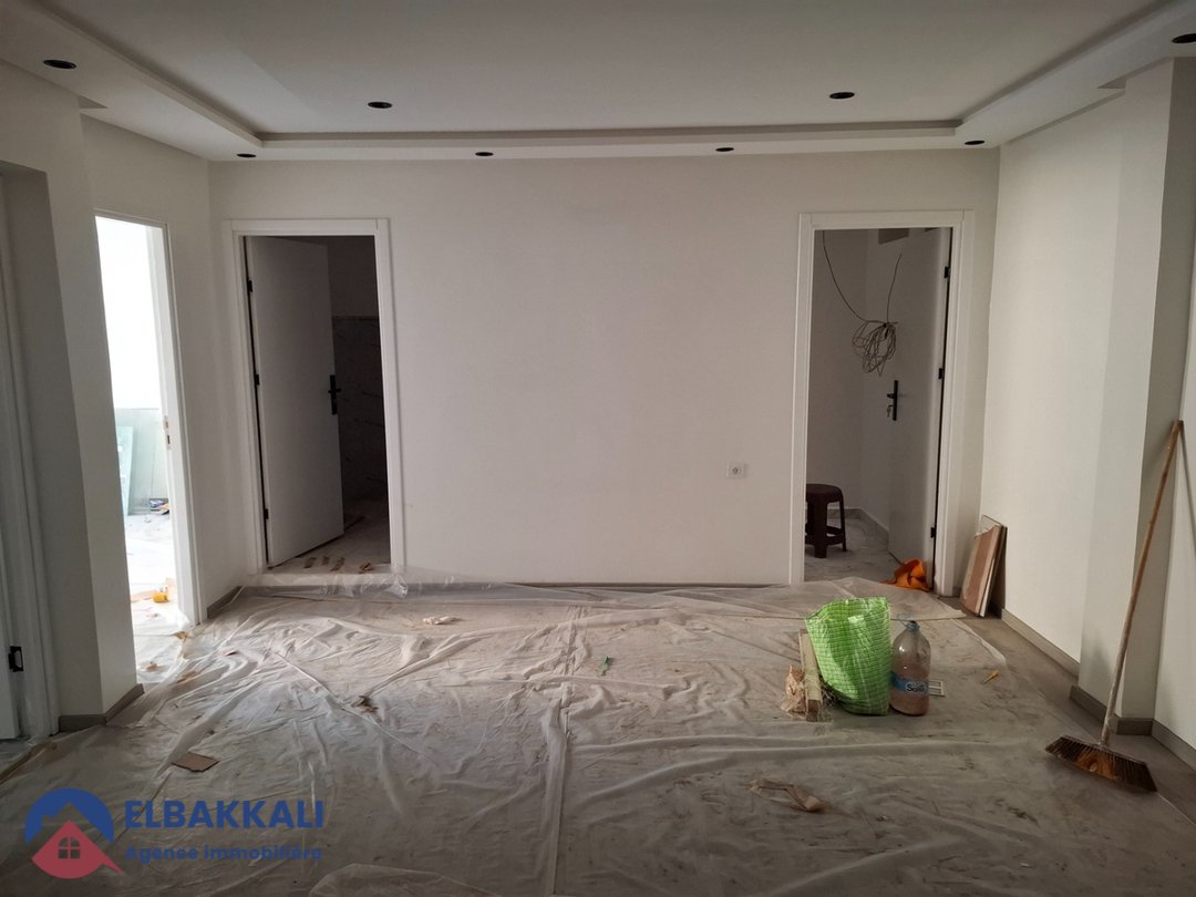 مساحة مكتب للإيجار في طنجة - دراسية، 85م² - Photo 2