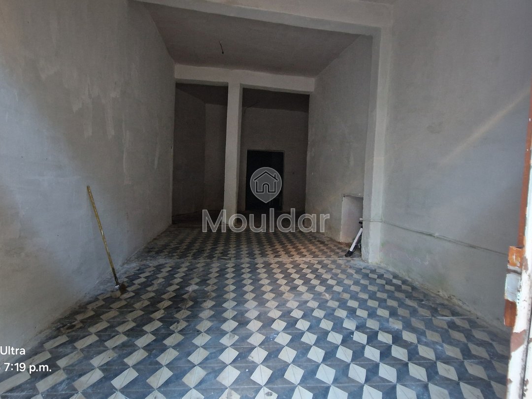 Oportunitate comercială în Ksar el-Kebir: 68 m² de valorificat - Photo 2