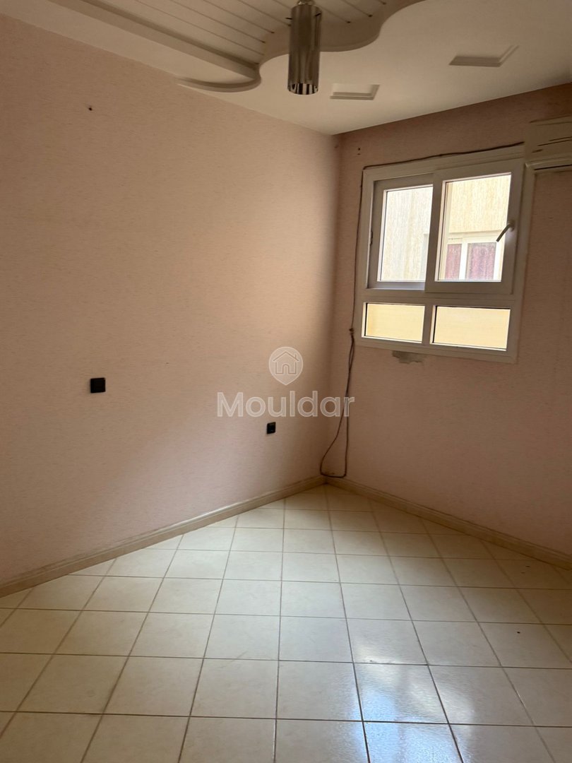 Agadir'de Hay Salam Mahallesi'nde 3 odalı satılık büyüleyici daire - Photo 4