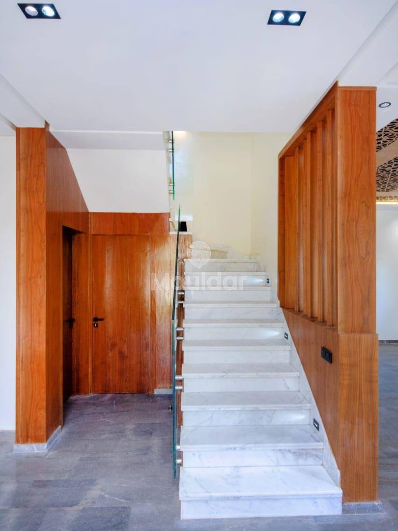 Marrakeş'te Satılık Geniş Villa - 4 Çekici Yatak Odası - Photo 9