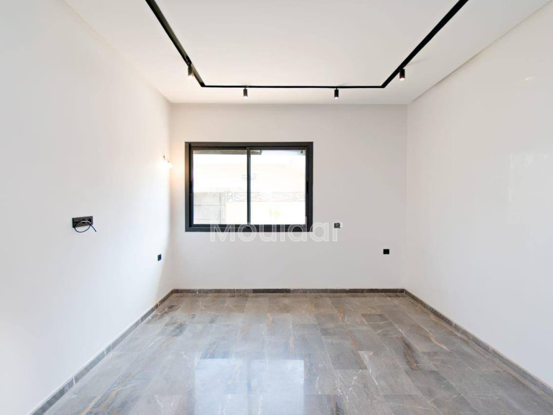 Marrakeş'te Satılık Geniş Villa - 4 Çekici Yatak Odası - Photo 7