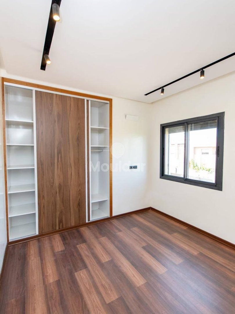 Marrakeş'te Satılık Geniş Villa - 4 Çekici Yatak Odası - Photo 5