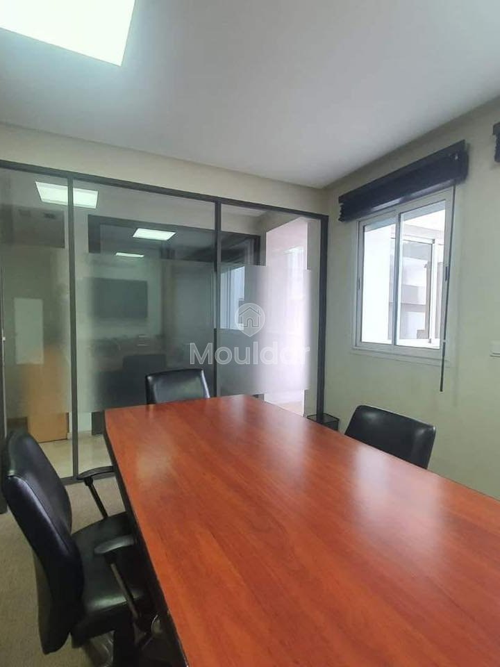 مكتب للإيجار: مساحة مثالية في مثلث الذهب، الدار البيضاء - Photo 1