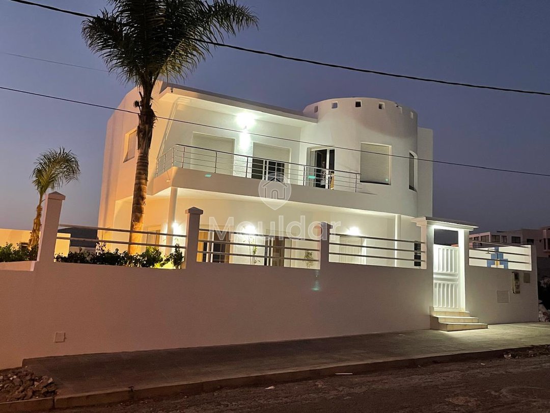 Βίλα προς πώληση στην Ιμσουάν - Photo 1