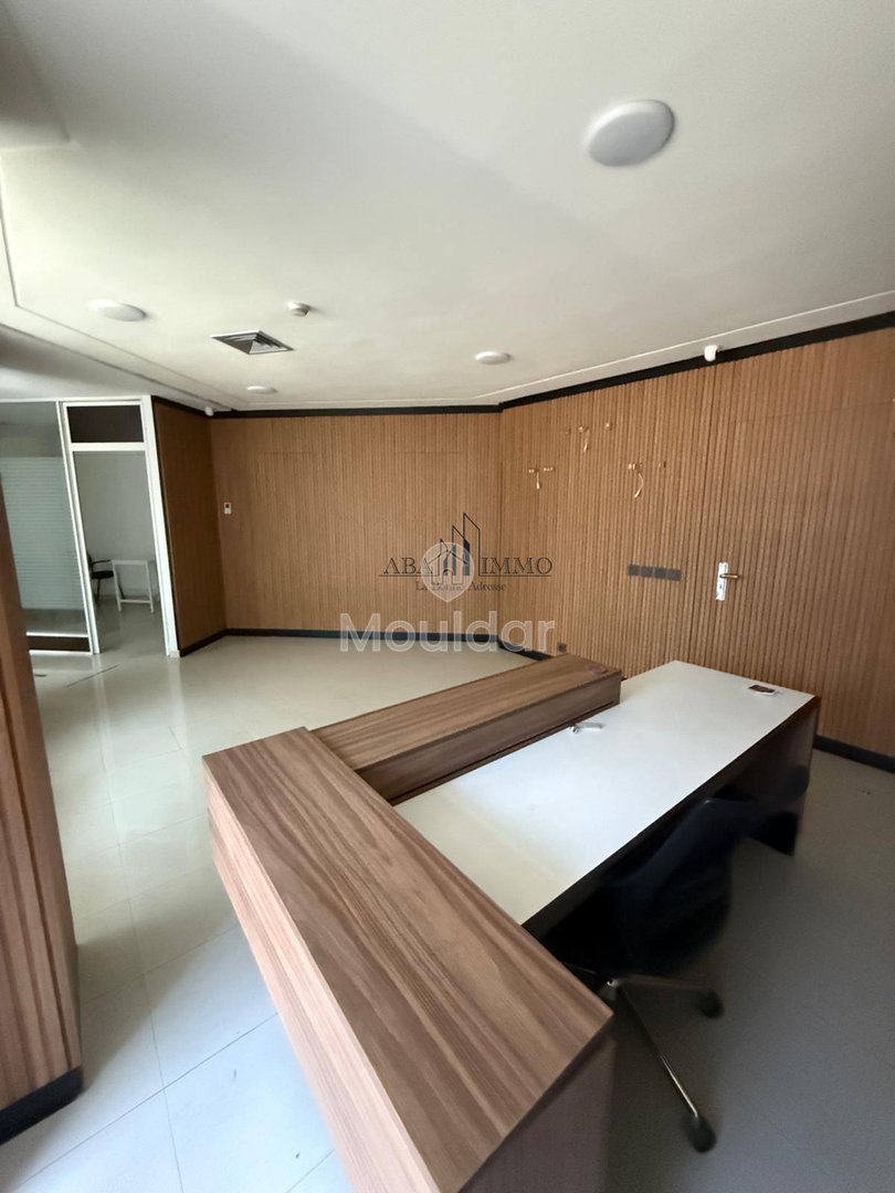 مكتب للإيجار في الدار البيضاء المعاريف - 141م² للاكتشاف - Photo 3