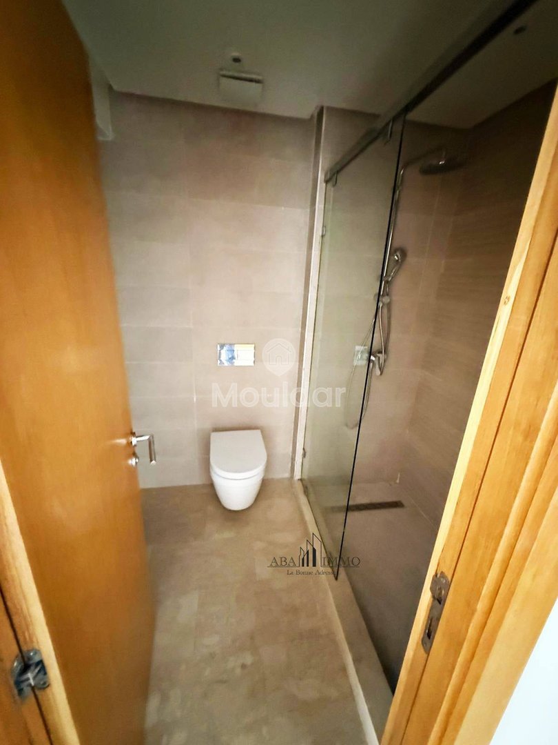 Appartement 2 Chambres à Louer à Aïn Diab, Casablanca - Photo 9