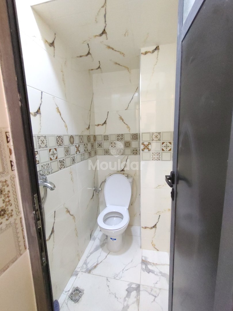 Elegant House in Khouribga: 8 Bedrooms and Garage - Photo 6