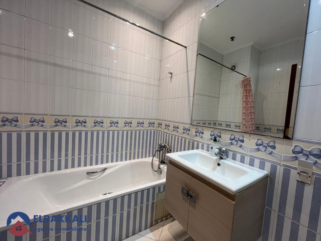 شقة رائعة 4 غرف للإيجار في طنجة - إيبيريا - Photo 18