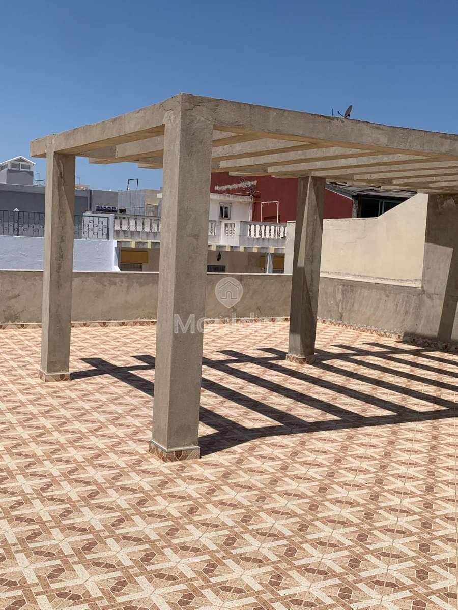 Charmante Maison 8 Chambres à Vendre à Tanger - Charf - Photo 11