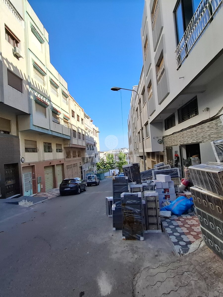 Charmante Maison 8 Chambres à Vendre à Tanger - Charf - Photo 3