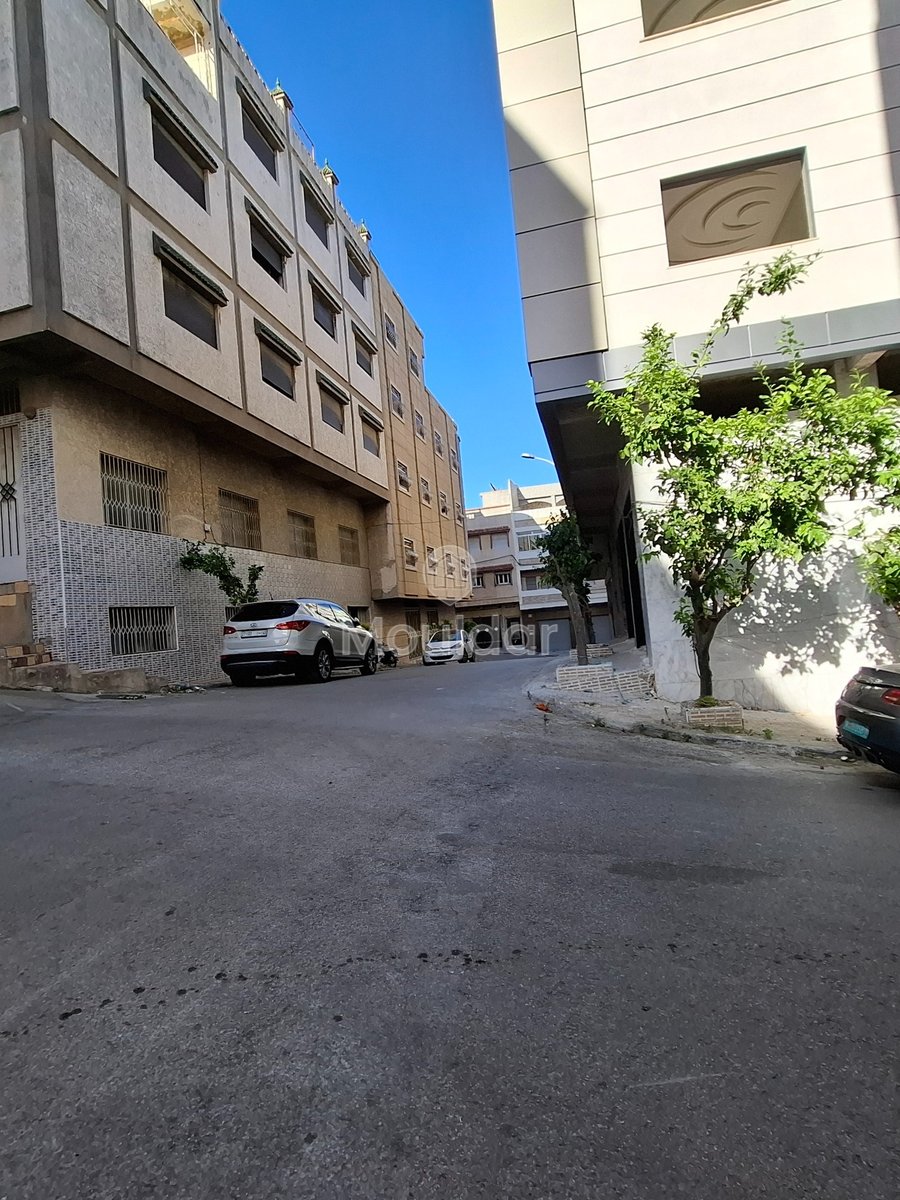 Charmante Maison 8 Chambres à Vendre à Tanger - Charf - Photo 5