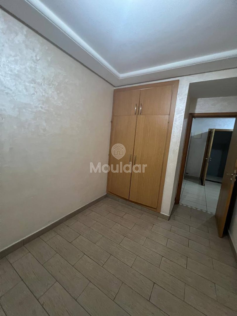 Charming 2-Bedroom Apartment for Sale in Sidi Maarouf - Photo 5
