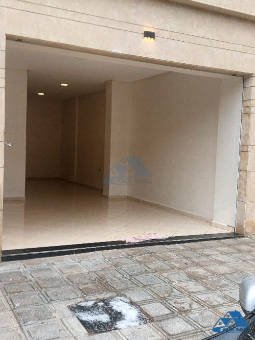 Sale of a magnificent 40 m² shop in Maamora Kenitra - Photo 3