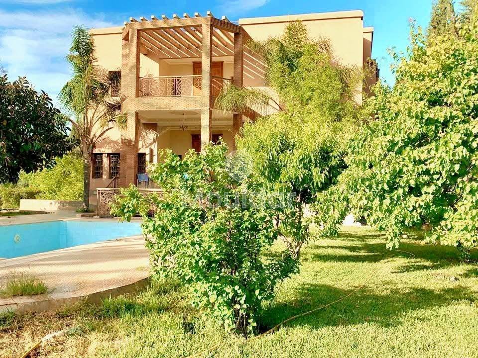 Luxury Villa for Sale in Marrakech - Targa, 6 Bedrooms - Photo 1