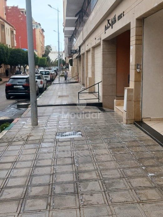 فرصة استثنائية: مبنى تجاري للبيع في القنيطرة - Photo 2