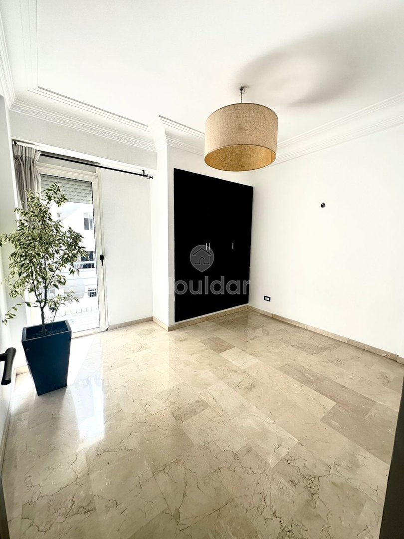 Beautiful 3 Bedroom Apartment for Sale in Casablanca - Racine - Photo 11