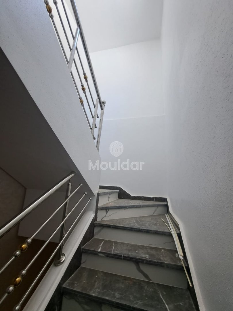 Stunning Apartment in Mehdia: 4 Bedrooms, 240m² to Seize - Photo 9