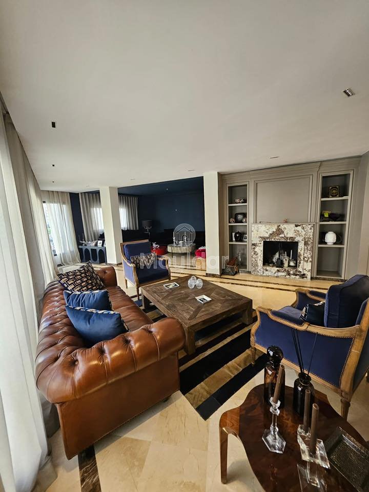 Luxury Apartment for Sale in the Golden Triangle, Casablanca - Photo 1