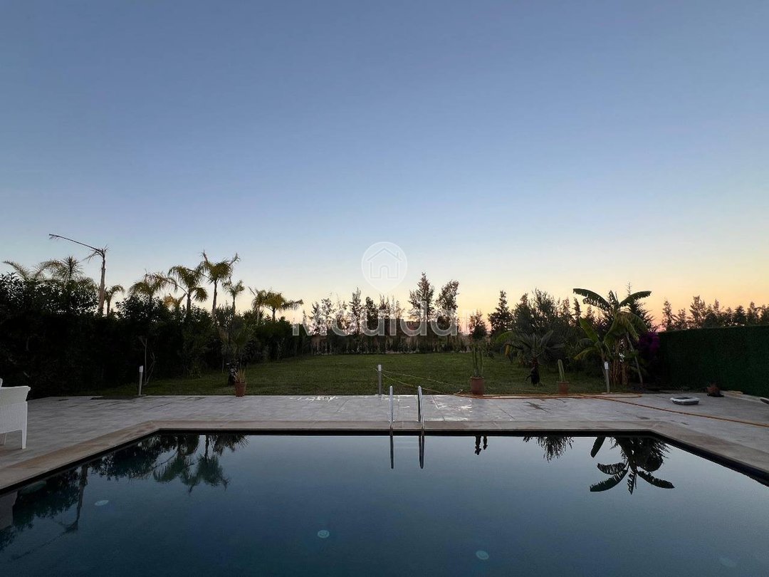 Ref.: mer/bet/mci/25

Luxe villa te huur in Marrakech – 4 ruime slaapkamers - Photo 7