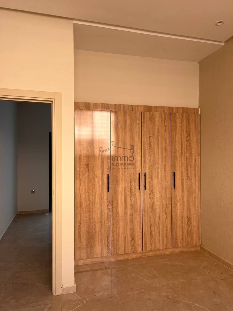 شقة في الطابق الأرضي 2 غرف نوم للبيع في قلب الصويرة - Photo 5