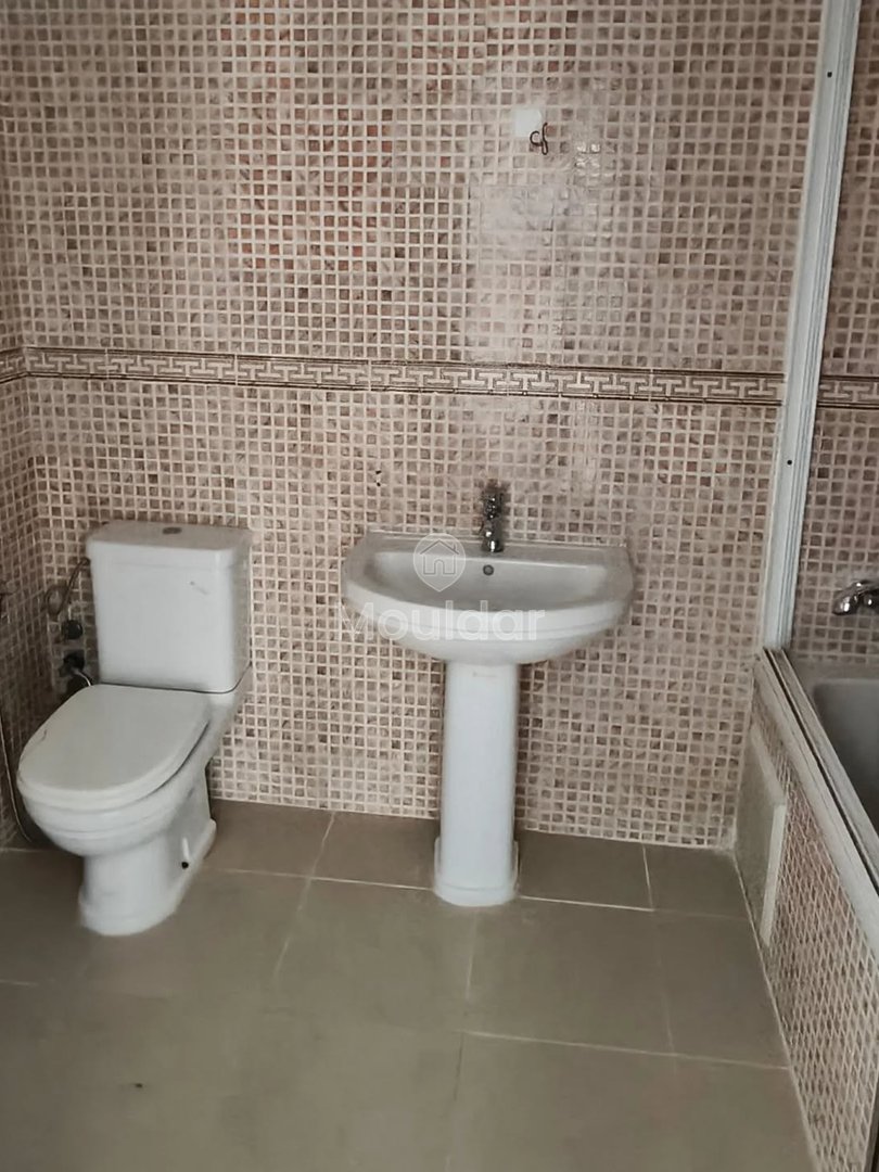 Para alugar: Apartamento espaçoso de 3 quartos no coração de Kenitra - Photo 11