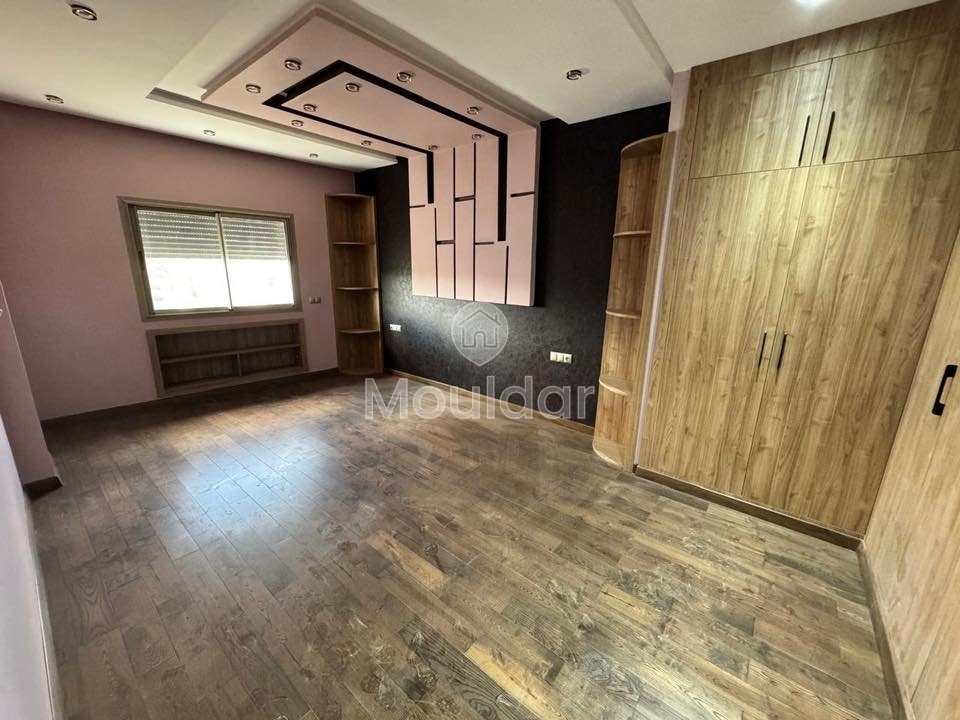 شقة جميلة للإيجار في الدار البيضاء - 4 غرف فسيحة - Photo 1