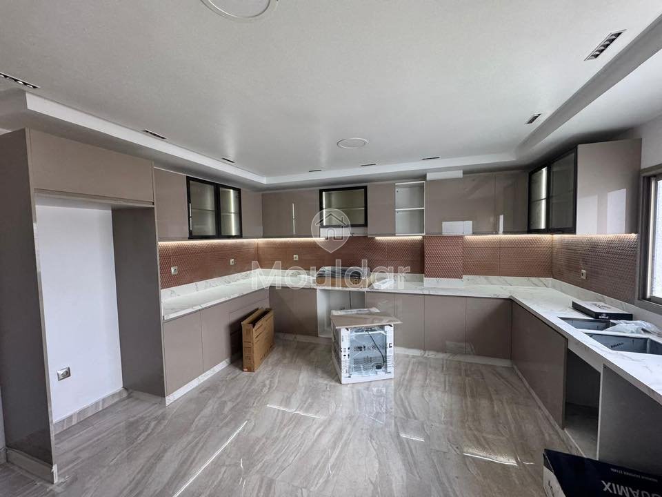 شقة جميلة للإيجار في الدار البيضاء - 4 غرف فسيحة - Photo 15