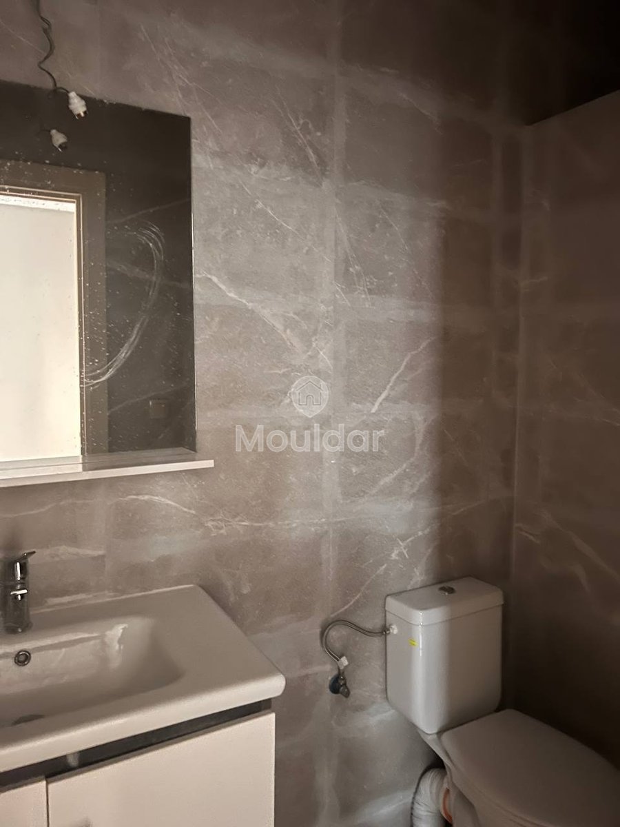 Charmant Appartement 2 Chambres avec Terrasse au Cœur d'Essaouira - Photo 13