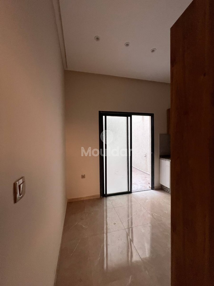 Charmant Appartement 2 Chambres avec Terrasse au Cœur d'Essaouira - Photo 2