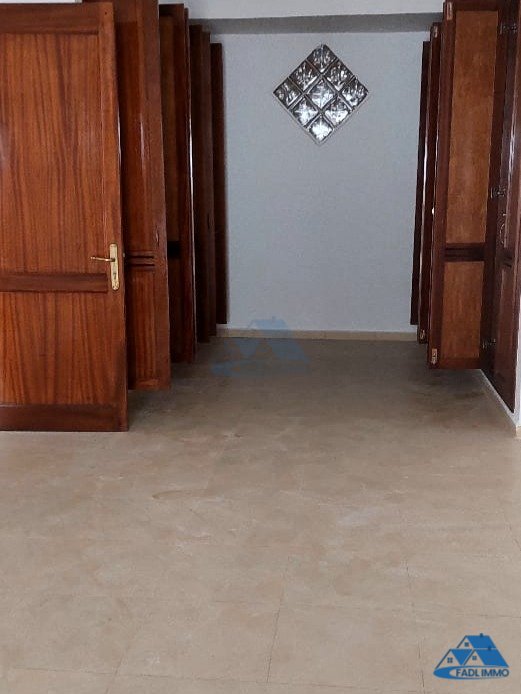 VENTA APARTAMENTO ESPACIOSO CIUDAD ALTA KENITRA - Photo 3