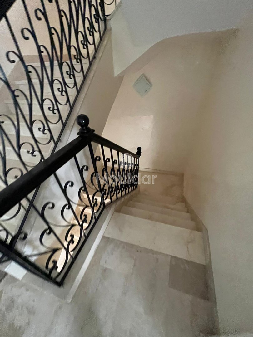 Tanger'de Satılık Geniş Villa - Aile için İdeal - Photo 8