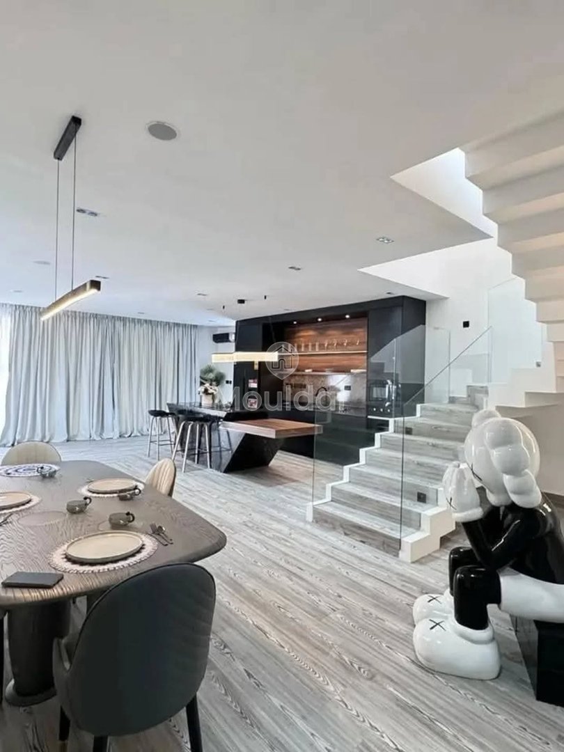 فيلا فسيحة للبيع في الدار البيضاء: 5 غرف استثنائية - Photo 11