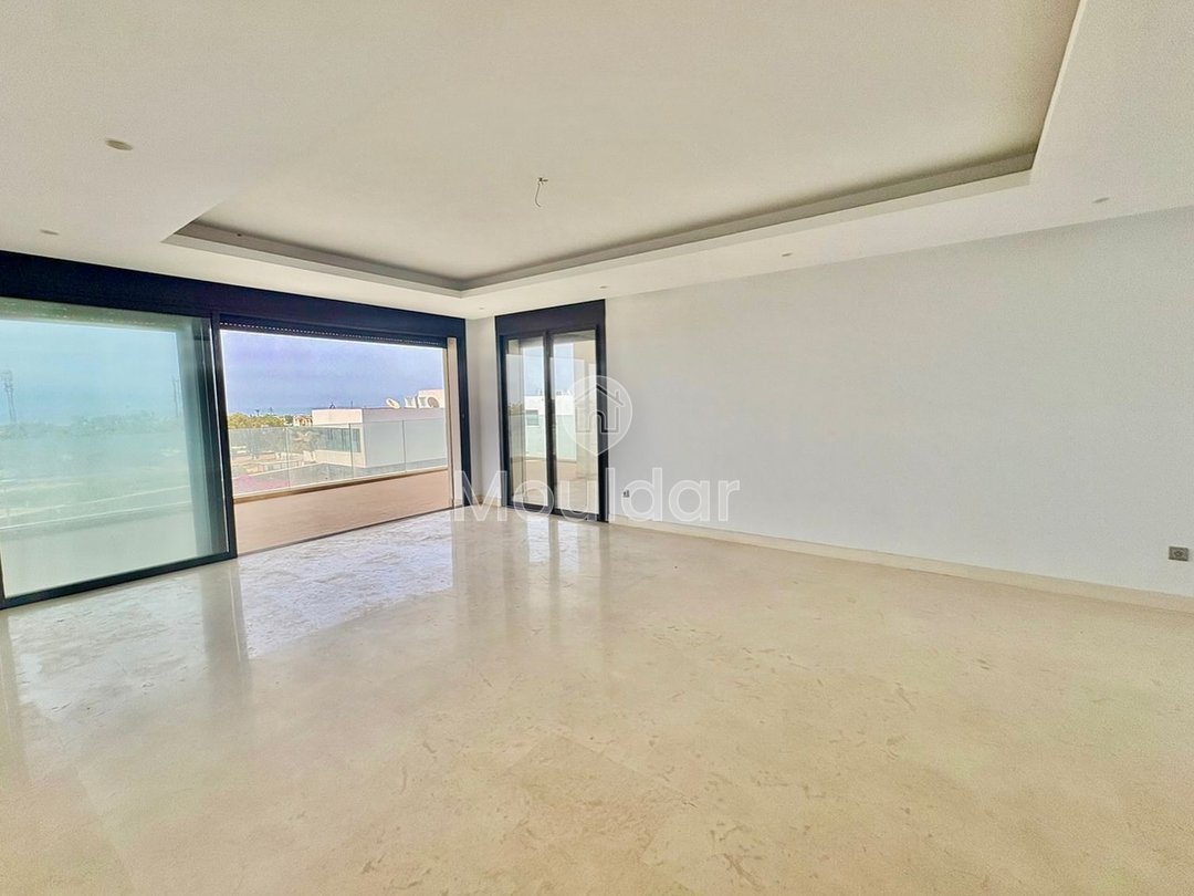 Encantador Apartamento de 3 Habitaciones en Alquiler en Aïn Diab, Casablanca - Photo 1