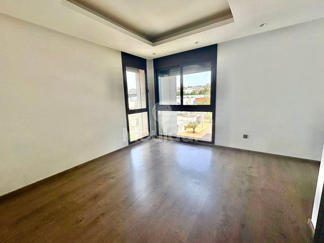 Encantador Apartamento de 3 Habitaciones en Alquiler en Aïn Diab, Casablanca - Photo 4