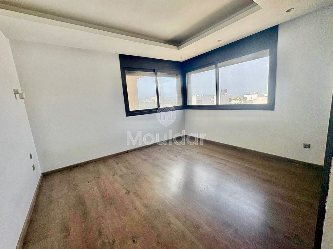 Encantador Apartamento de 3 Habitaciones en Alquiler en Aïn Diab, Casablanca - Photo 3