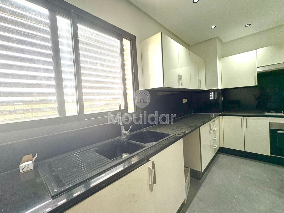Spacious apartment for sale in Casablanca - 3 bedrooms, 185m² - Photo 8