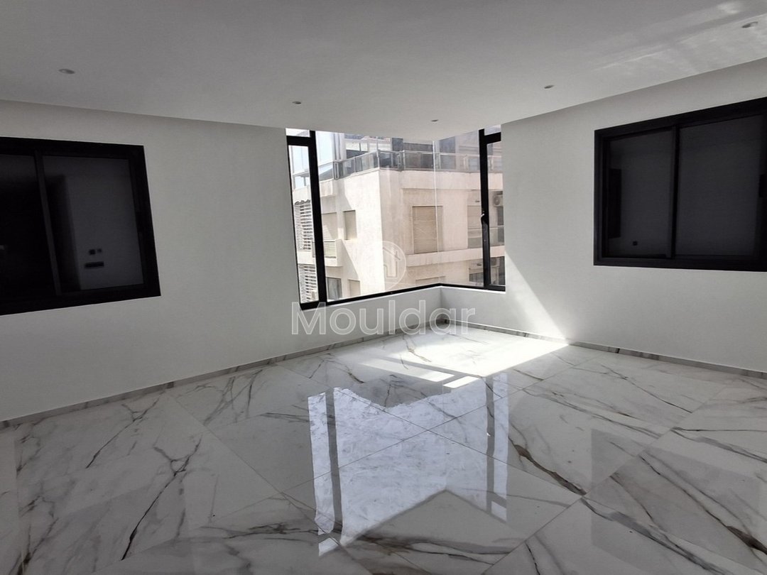 شقة حديثة للبيع في طنجة - مالabta، غرفتان نوم - Photo 3