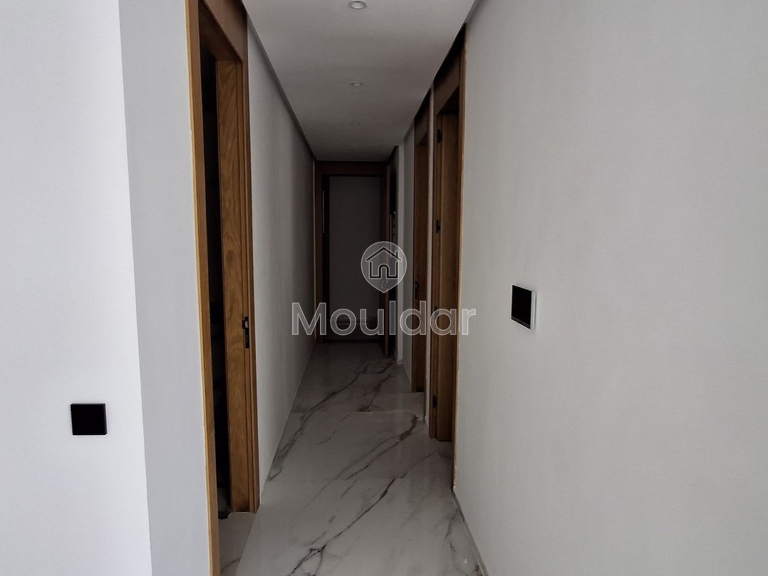 شقة حديثة للبيع في طنجة - مالabta، غرفتان نوم - Photo 7