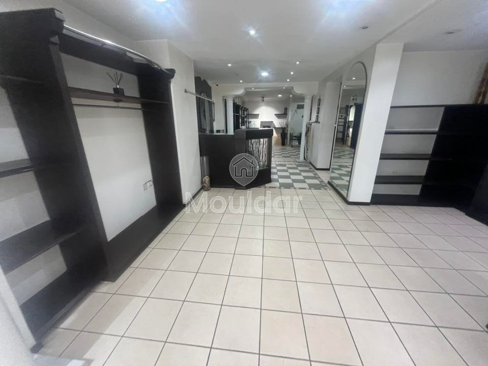 عمارة تجارية للبيع في الدار البيضاء - المعاريف، 119م² - Photo 1