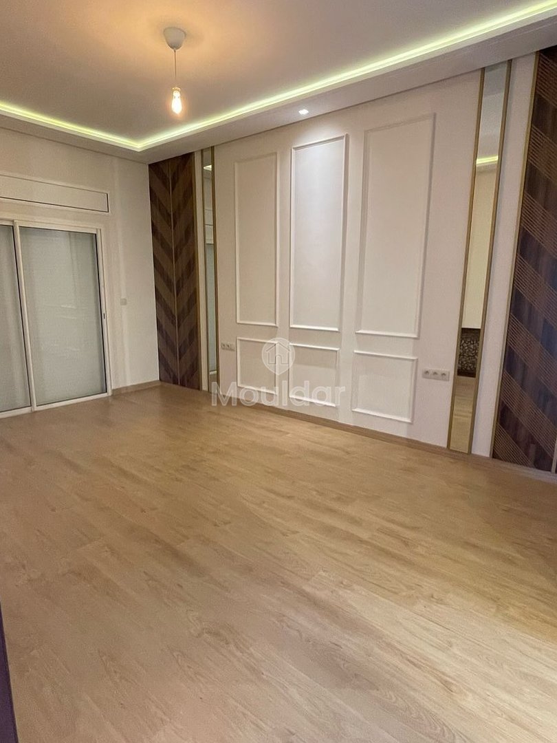 Vila de vis în Tanger: 4 camere, 375 m² de prins - Photo 2