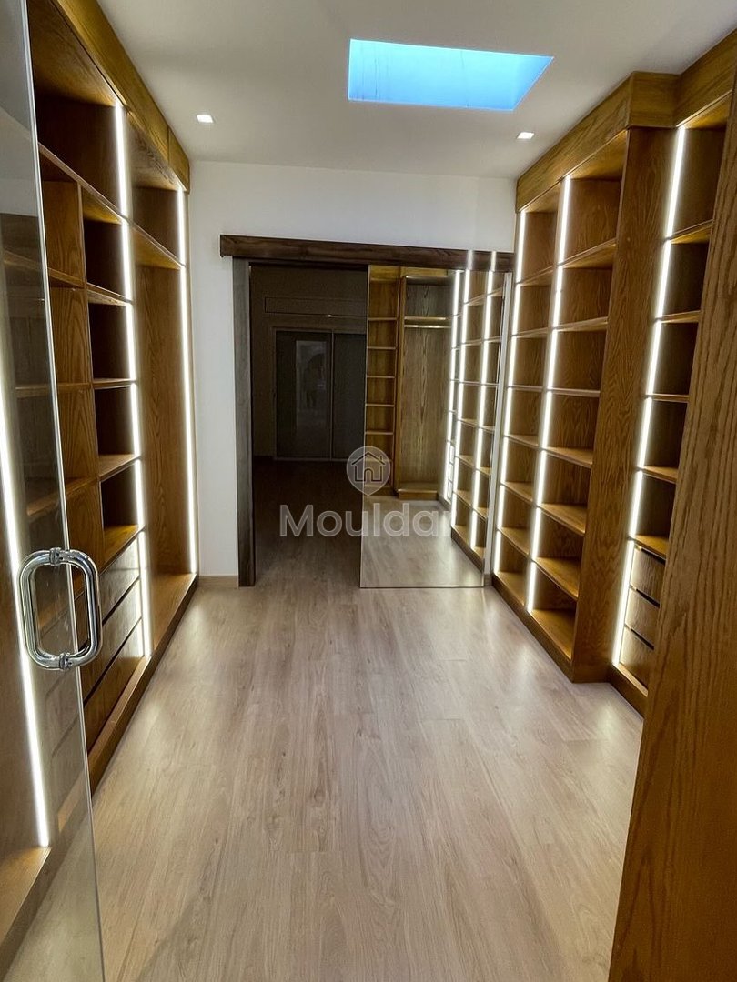 Vila de vis în Tanger: 4 camere, 375 m² de prins - Photo 3
