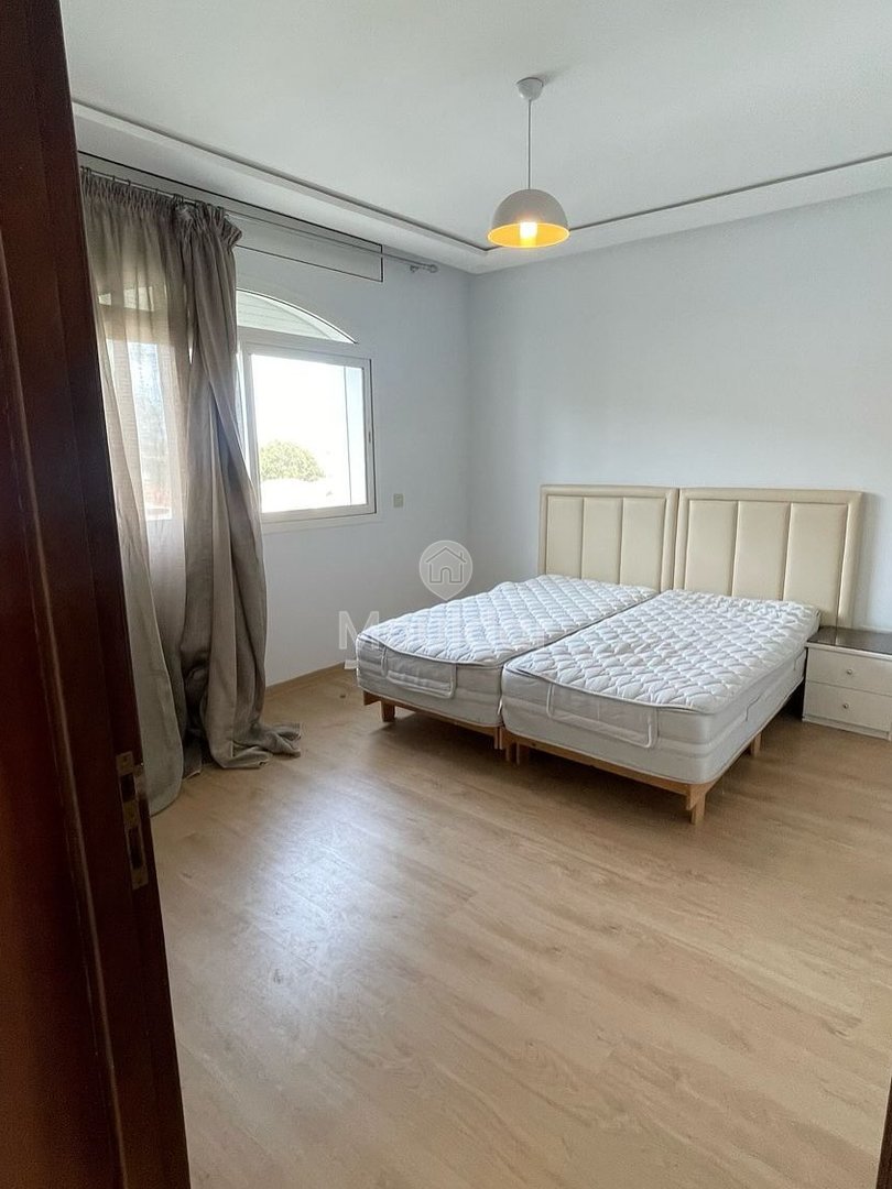 Vila de vis în Tanger: 4 camere, 375 m² de prins - Photo 6