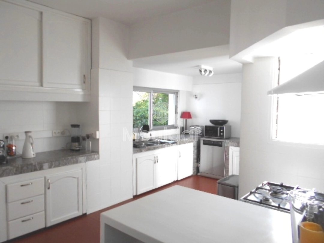 Willa do wynajęcia w Rabacie - Agdal: Przestrzeń i komfort - Photo 9