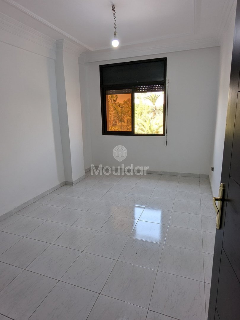 À Louer : Appartement Spacieux 94m² à Guéliz, Marrakech - Photo 2