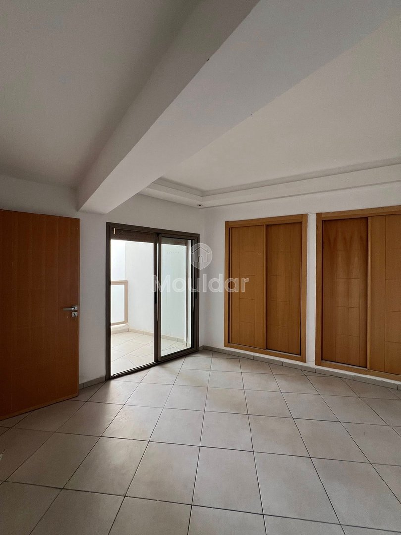 Appartement zur Vermietung: 2 Zimmer, Atemberaubende Aussicht in Agadir - Photo 2