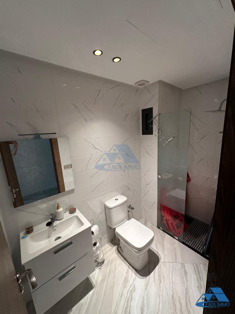 شقة أنيقة مفروشة للإيجار على شاطئ المهديّة - Photo 18