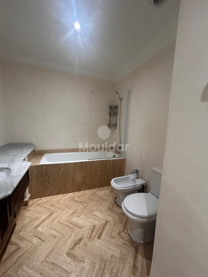 شقة استثنائية للإيجار في مثلث الذهب، الدار البيضاء - Photo 16